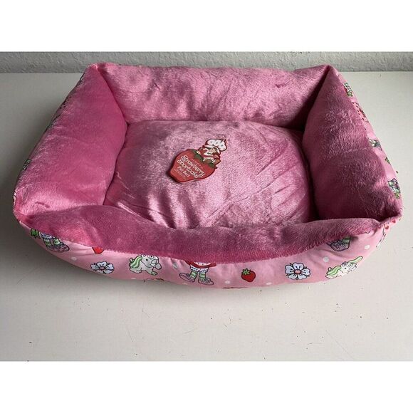 Strawberry Shortcake Small Dog Cat Pet Bed 20 X 16 X 6 Inches Pink Nesting NEW - Picture 2 of 15